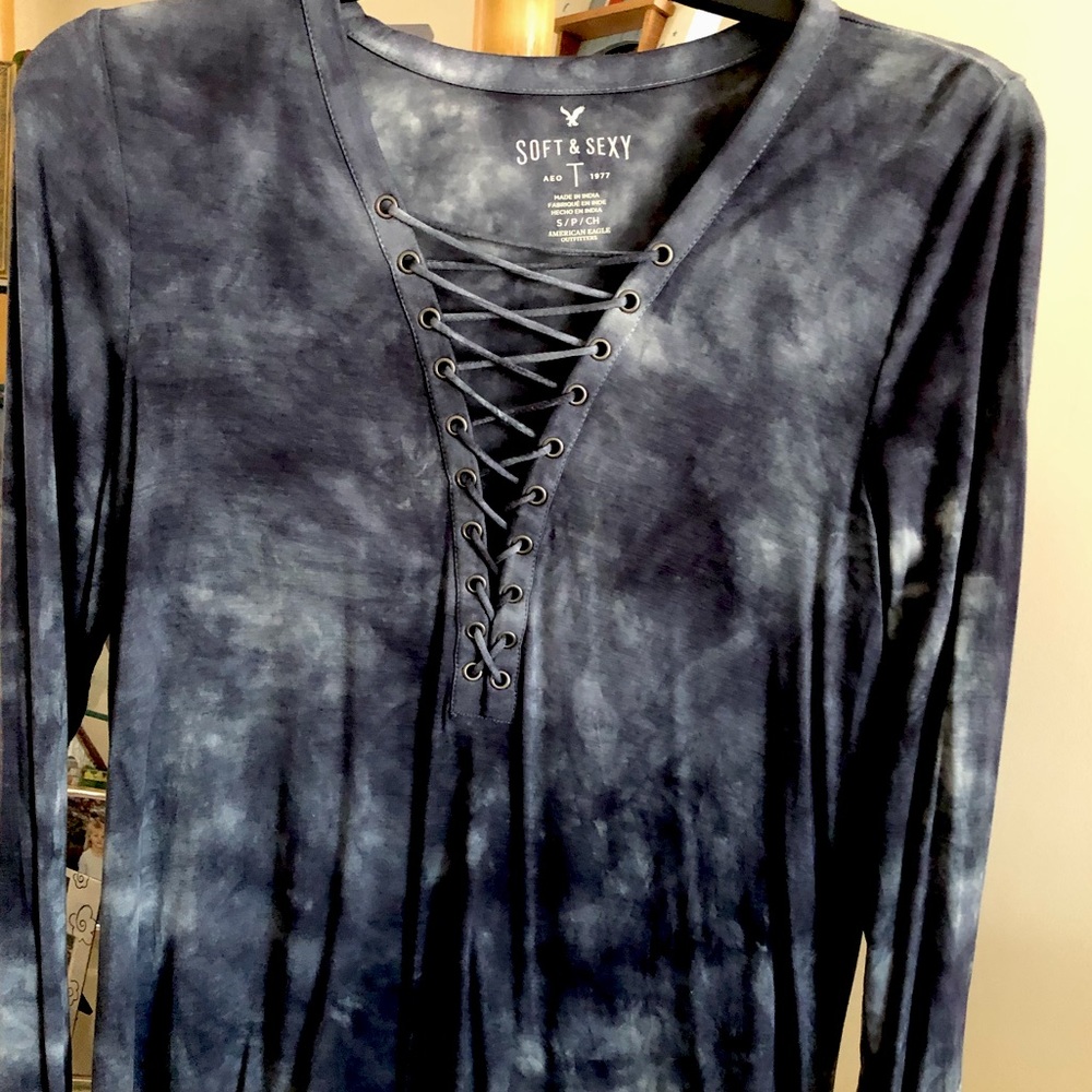 Soft & Sexy AEO ladies Top